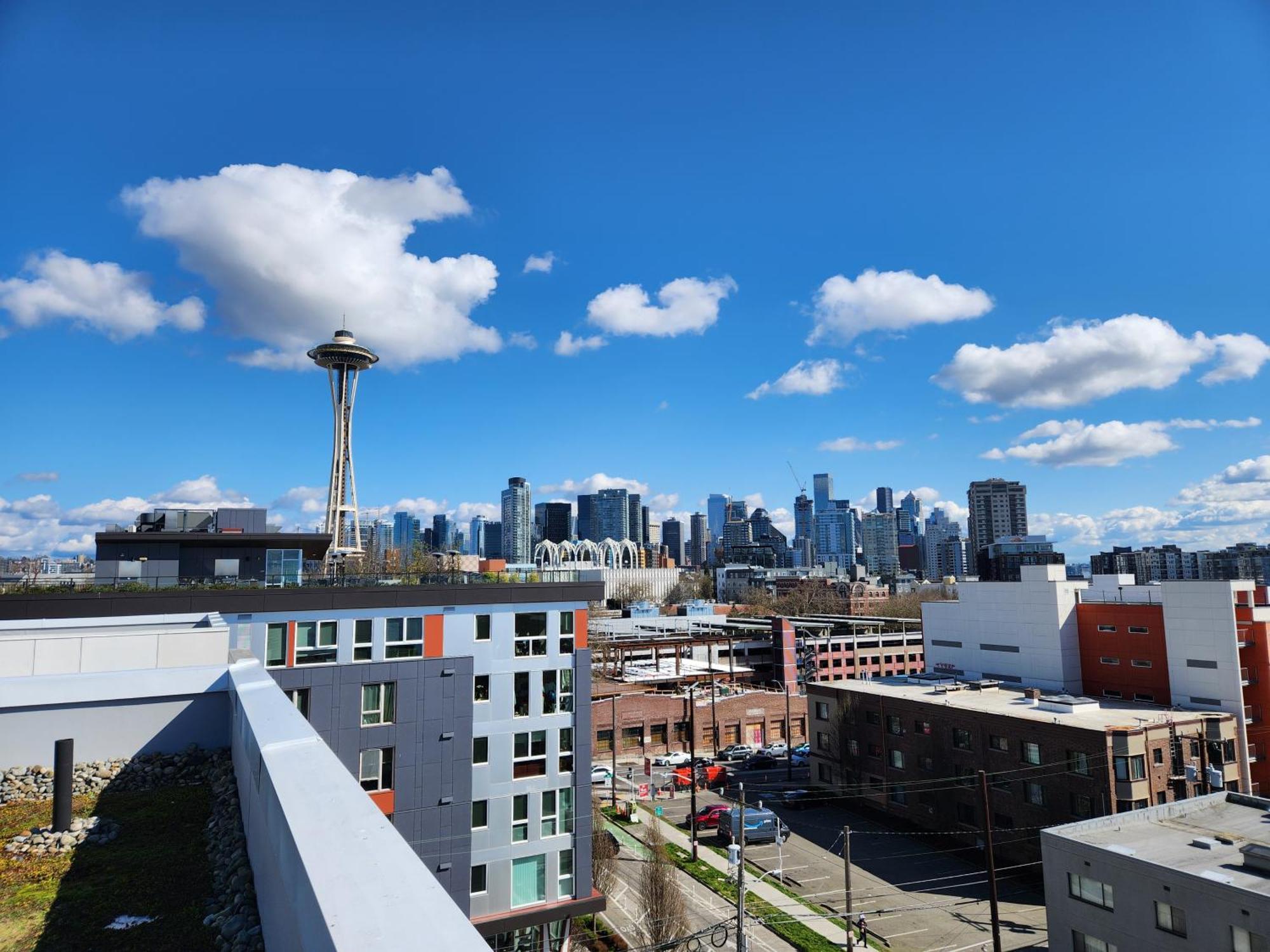 Queen Anne Abode - 1 Block From Cpa! - Free Parking! シアトル エクステリア 写真