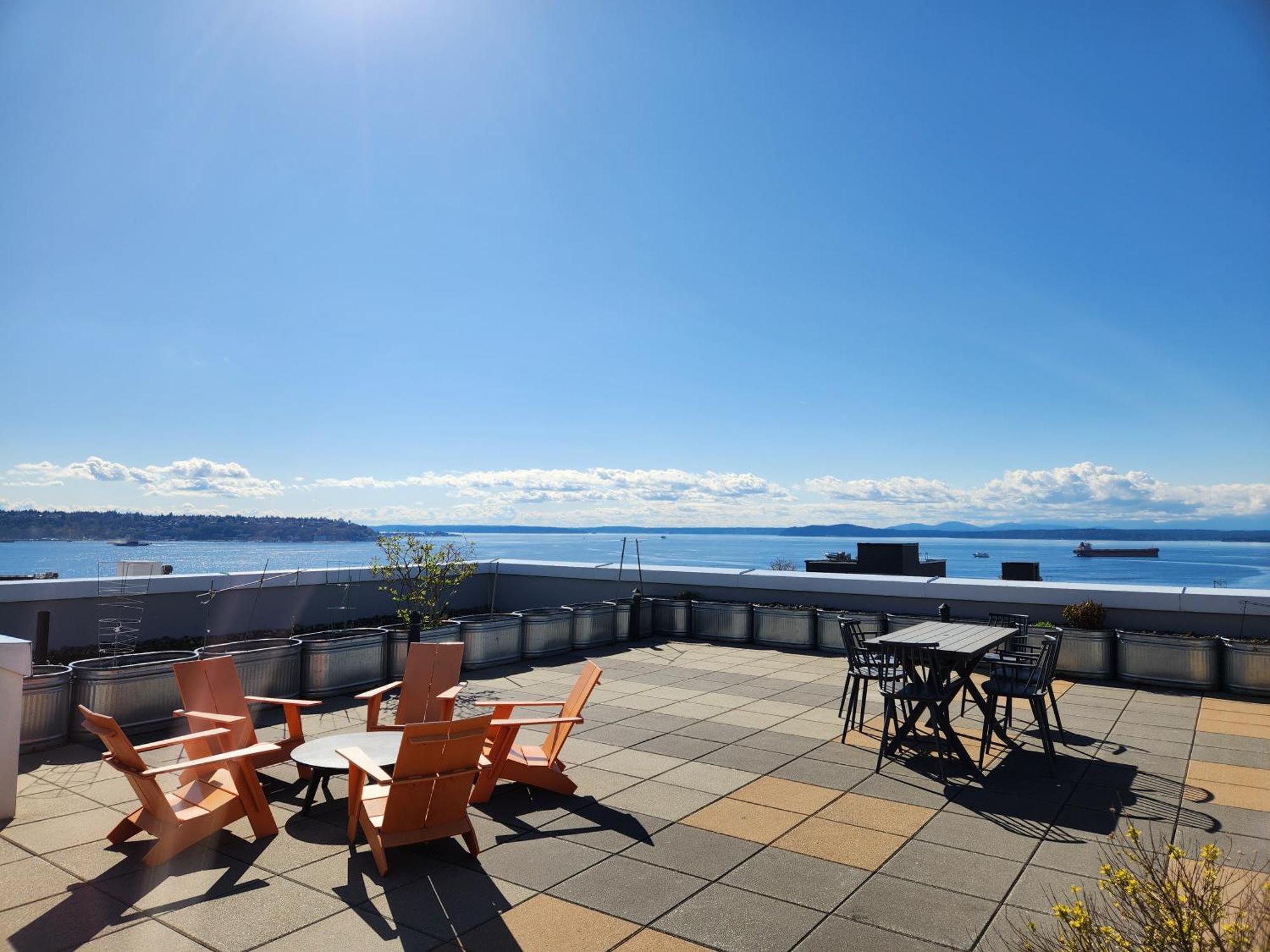 Queen Anne Abode - 1 Block From Cpa! - Free Parking! シアトル エクステリア 写真
