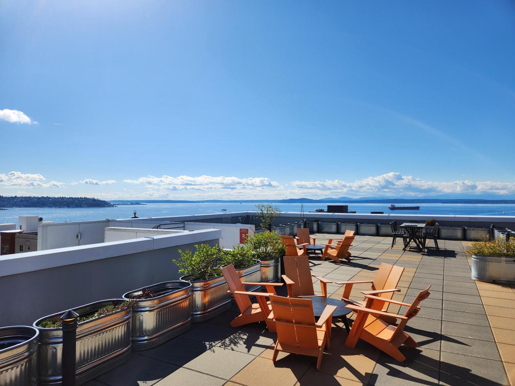 Queen Anne Abode - 1 Block From Cpa! - Free Parking! シアトル エクステリア 写真